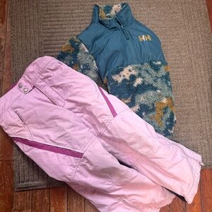 Winter bundle girls helly Hansen fleece size 6 and Columbia ski pants size 4/5